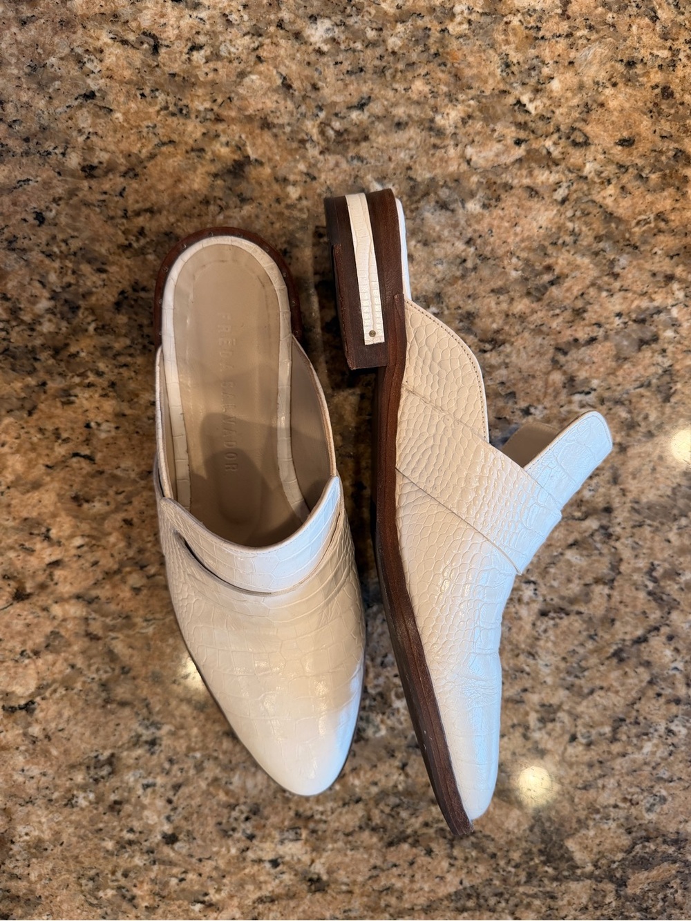 Freda Salvador Cream Croc-Embossed Pointed-Toe Slip-On Mules